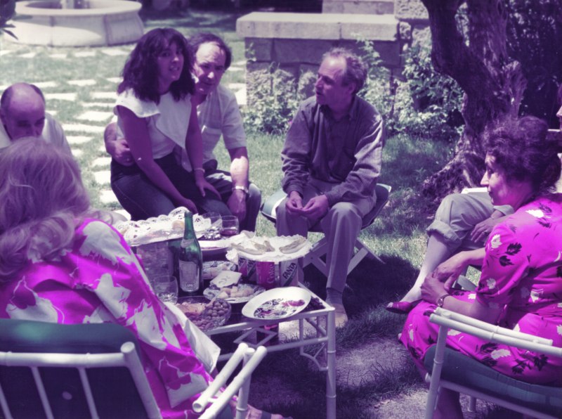 1989 - Con Antonio López, Maria Moreno, Pepe Caballero y Marisa en el jardín de su casa de Madrid